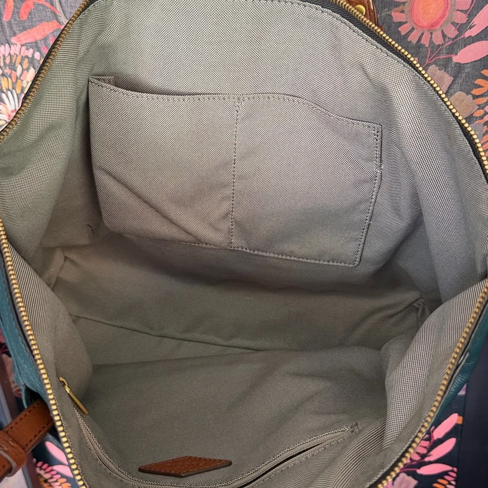 FOSSIL Large Leather Rachel Tote Two Tone Brass Trim - Picture 4 of 5